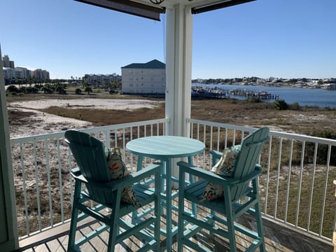 Stunning views of Ol River and Gulf from balcony 