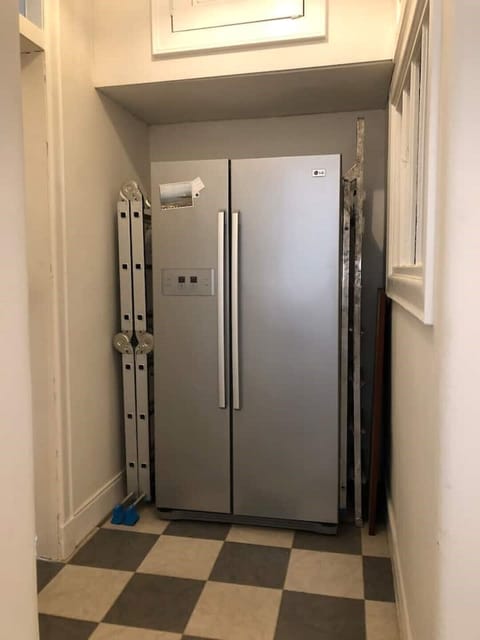 Fridge freezer 