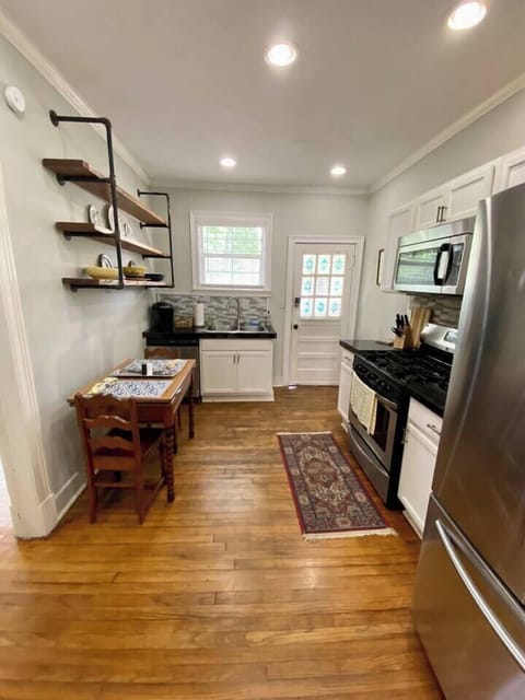 583300d8 1f54 486d af2d 63b2155cf084