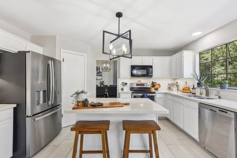 Fully equipped kitchen with service for 12