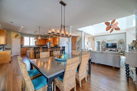 Dining Table and Counter Seats for 17