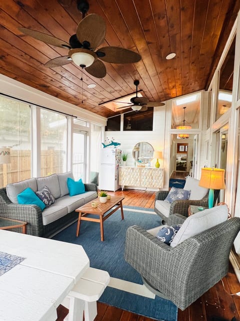 Front screened porch.