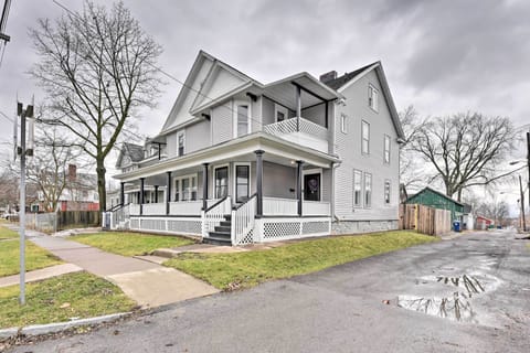 Niagara Falls Vacation Rental | 4BR | 1.5BA | 1,500 Sq Ft | Steps Required