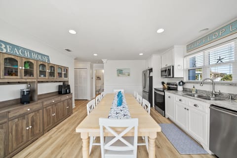 Fully stocked kitchen including air fryer, coffee pot, keurig, crock pot, 