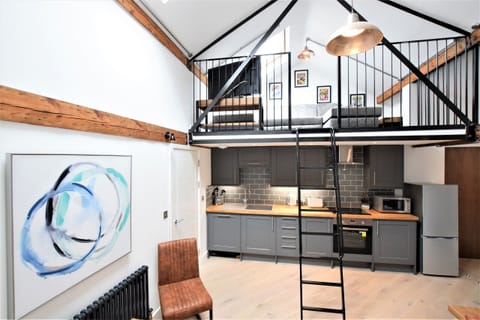 Living Room / Lounge