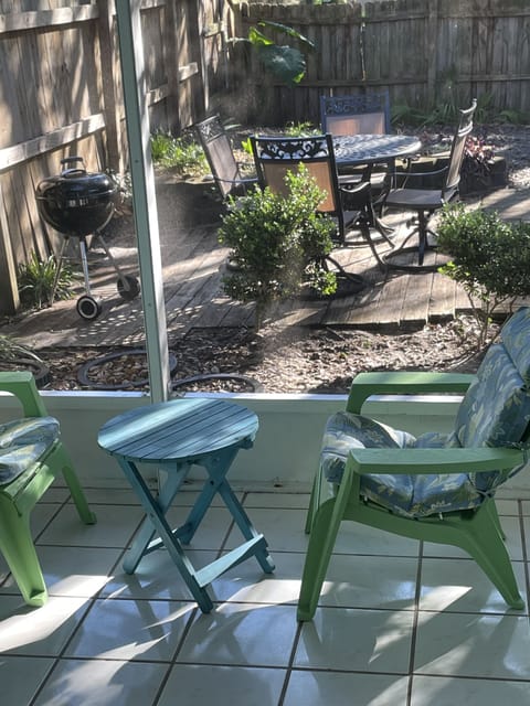 Screen patio and fully fenced backyard for privacy.