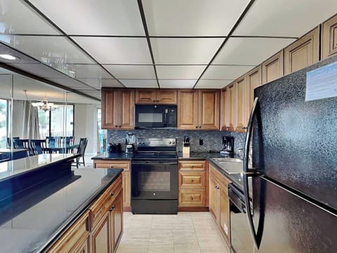 Kitchen - Modern Appliances