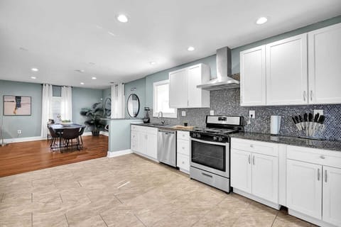 Fully Stocked kitchen