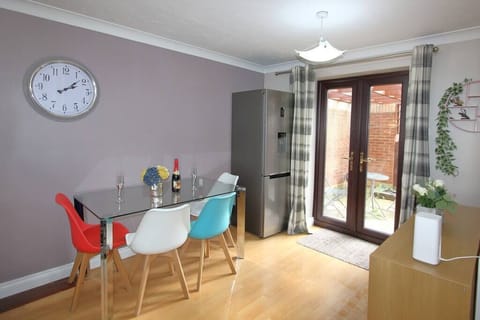 86b7ec2b 7b96 49b9 94cf 5610c643479d