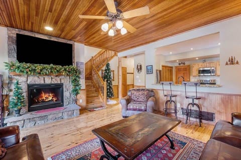 Enjoy the fireplace.