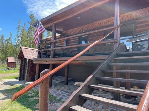 Welcome to Stratton Ranch!