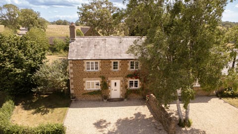 1 Manor Farm Cottage - StayCotswold