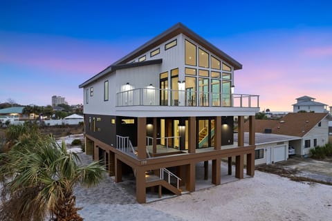 The Oasis, exterior view