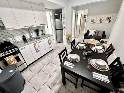 2224 #3 · Lovely apartment Near Calle 8 and Brickell (300)