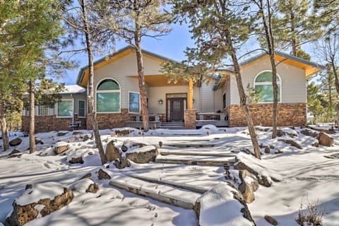 Show Low Vacation Rental | 3BR | 2BA | Stairs Required | 2,524 Sq Ft