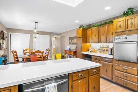 Full kitchen with cooking/baking essentials