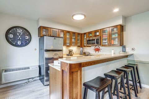 Kitchen | Coffee Maker | Toaster | Dishwasher | Spices