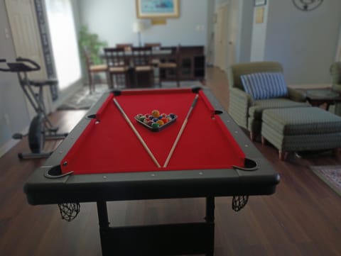  Pool table  to enjoy 