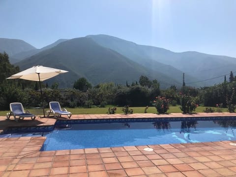 Stunning views across the pool
