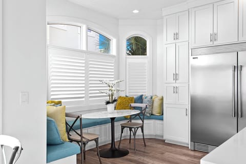 Villa Vittoria Kitchen Alt 2