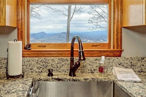 Look at this view out the kitchen window! You might want to do the dishes! :)