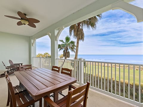 Welcome to Cinnamon Beach 633!