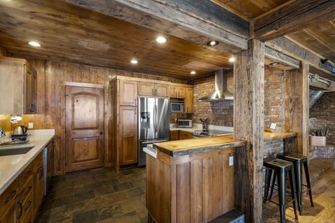 Breakfast bar seats 2