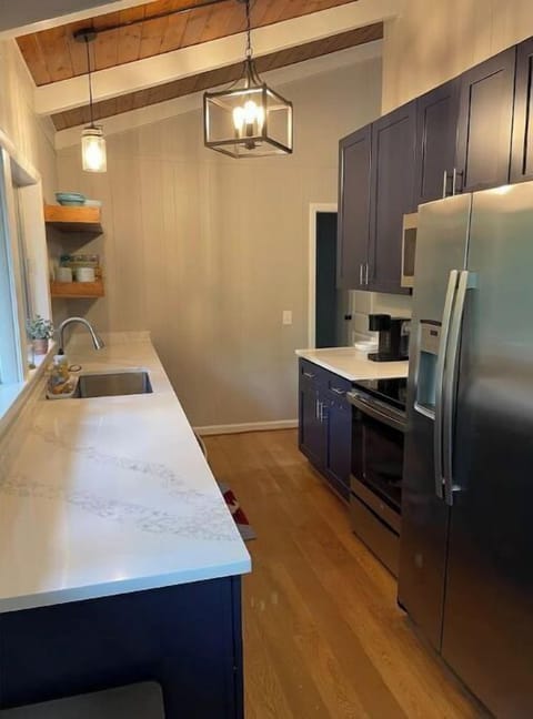 Fully stocked newly remodeled kitchen 
