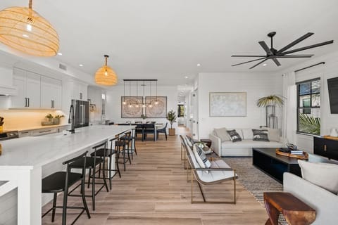 Fully equipped modern kitchen