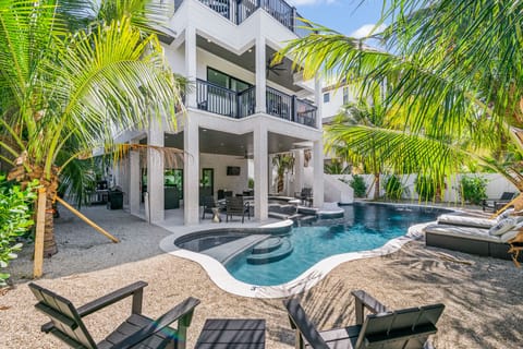 Private heated pool with spa and waterslide