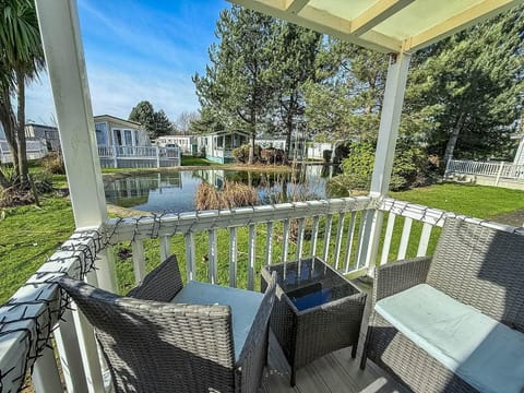 Enjoy the perfect blend of relaxation and adventure with a family holiday UK at Southview Holiday Park Skegness, close to the excitement of Fantasy Island Skegness.