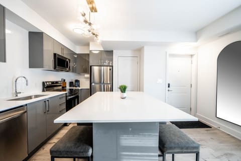 Air fryer, Keurig coffee maker, coffee, tea, honey, toaster, kettle, appliances.