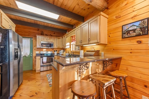 Kitchen and bar area
