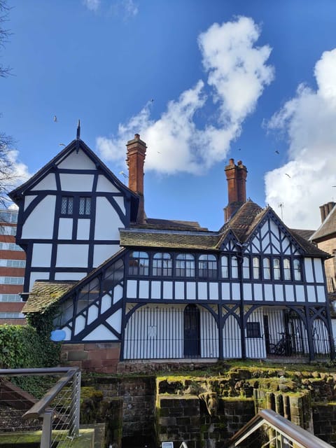 Priory Row 6