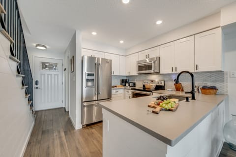 A beautiful stocked kitchen just waiting for you to bring in your groceries 