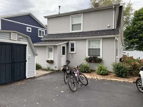 Ample parking in front.  Two bikes you can use and lots of places to ride. 