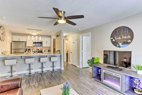 Lead Vacation Rental | 2BR | 2BA | 988 Sq Ft | Ramp Access Available