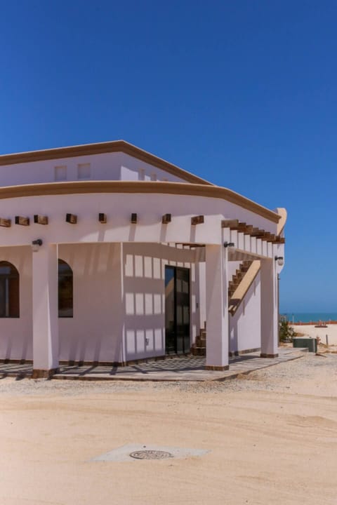 03. FACHADA.jpg