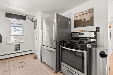 Fully stocked & equipped kitchen