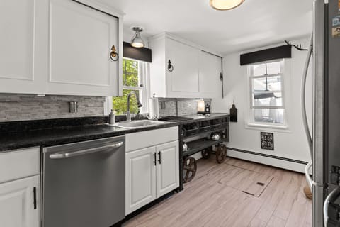 Fully stocked & equipped kitchen