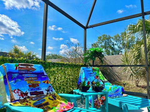 Enjoy sun at the pool