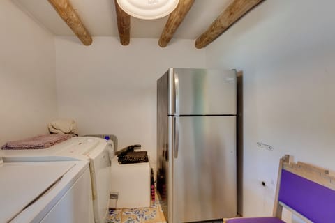 In-Unit Laundry | Washer & Dryer