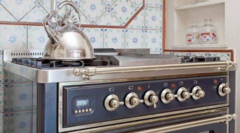 Autumn, Kitchen, Spring, Summer