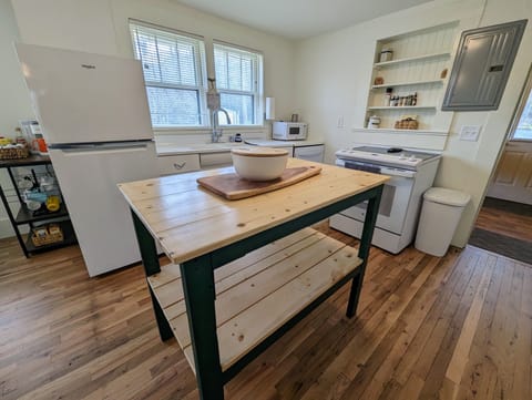 Small, fully equipped kitchen with NEW appliances meets all your cooking needs