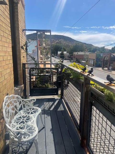 Grand ave looking from balcony