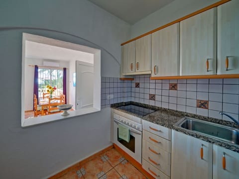 Cloud, Sky, Building, Water, Property, Furniture, Azure, Swimming Pool, Plant, Outdoor Furniture