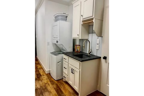 laundry area fully stocked