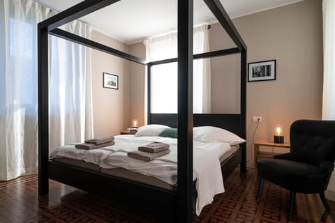 VillaAlCastelloBedroomD 002