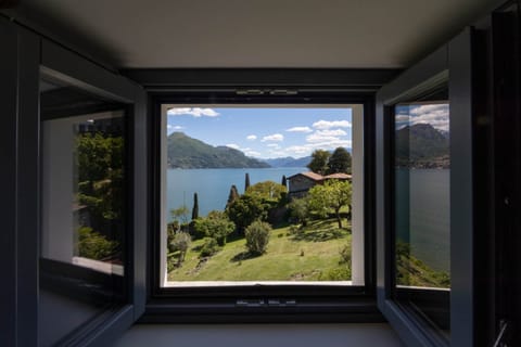 VillaAlCastelloBedroomL 003