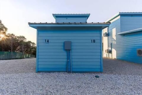 07a554e8 9256 4053 9e68 23aac22d6e74